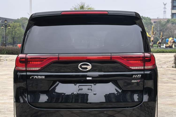 Used GAC Trumpchi M8 2023 Lingxiu Series 390T Deluxe Edition Exterior 3