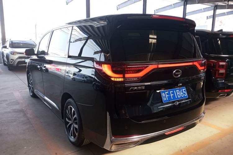 Used GAC Trumpchi M8 2023 Lingxiu Series 390T Deluxe Edition Exterior 3