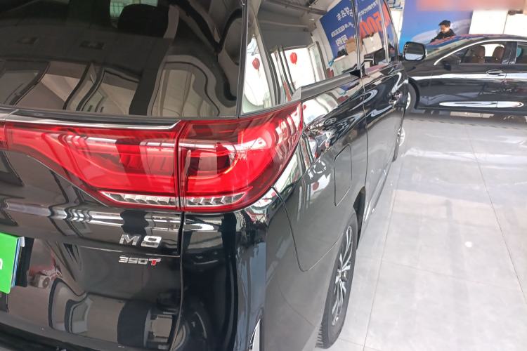 Used GAC Trumpchi M8 2023 Lingxiu Series 390T Luxury Edition Exterior 3