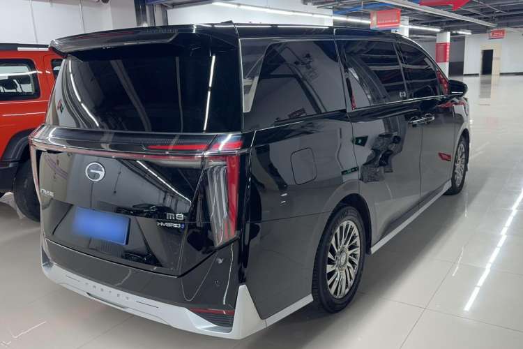 Used GAC Trumpchi M8 2023 Zongshi Series Dual-Motor Flagship Edition Exterior 3