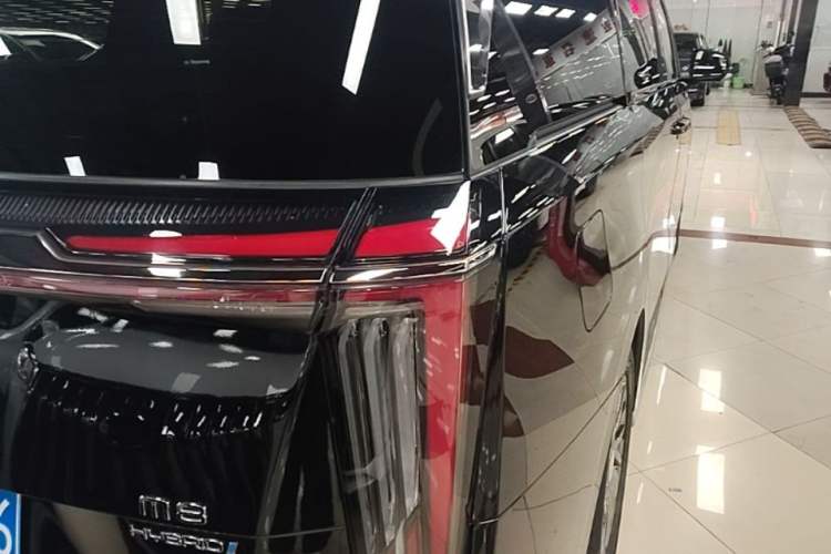 Used GAC Trumpchi M8 2023 Zongshi Series Dual-Motor YuZun Edition Exterior 3