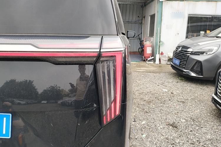 Used GAC Trumpchi M8 2023 Zongshi Series 400T Flagship Edition Exterior 3