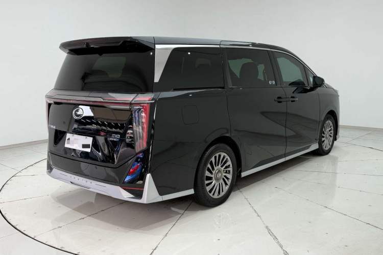 Used GAC Trumpchi M8 2023 Zongshi Series Dual-Motor YuZun Edition Exterior 3