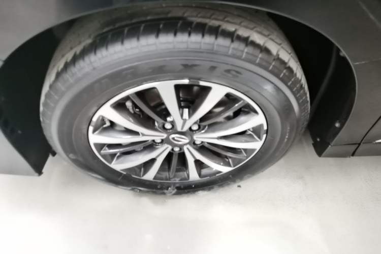 Used GAC Trumpchi M8 2023 Lingxiu Series 390T Deluxe Edition Exterior 4