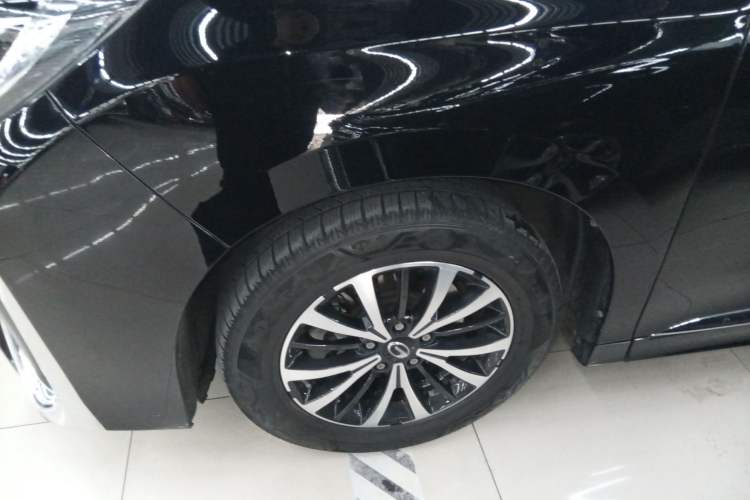 Used GAC Trumpchi M8 2023 Lingxiu Series 390T Deluxe Edition Exterior 4