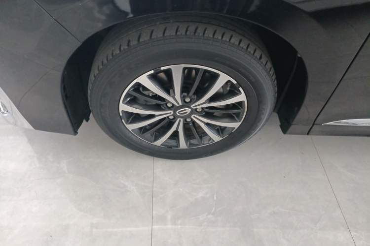 Used GAC Trumpchi M8 2023 Lingxiu Series 390T Luxury Edition Exterior 4