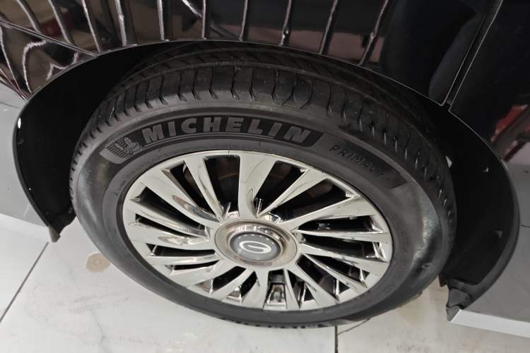 Used GAC Trumpchi M8 2023 Zongshi Series Dual-Motor YuZun Edition Exterior 5