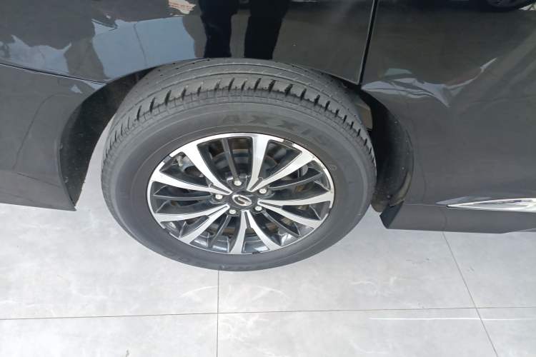 Used GAC Trumpchi M8 2023 Lingxiu Series 390T Luxury Edition Exterior 5
