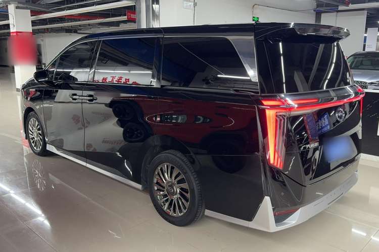 Used GAC Trumpchi M8 2023 Zongshi Series Dual-Motor Flagship Edition Exterior 5
