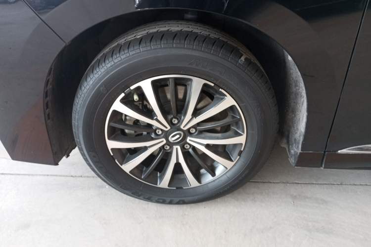 Used GAC Trumpchi M8 2023 Lingxiu Series 390T Deluxe Edition Exterior 7