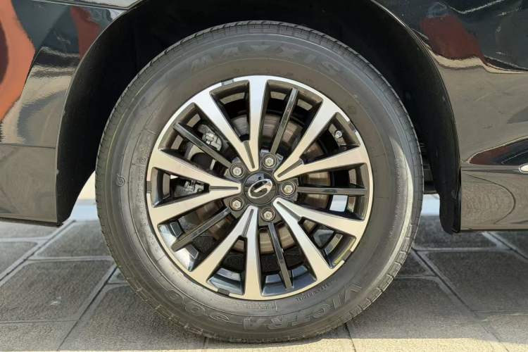 Used GAC Trumpchi M8 2023 Lingxiu Series 390T Deluxe Edition Exterior 8