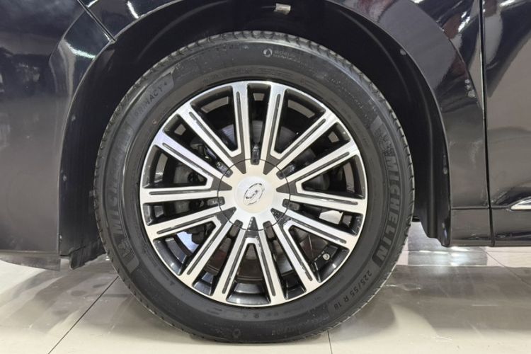 Used GAC Trumpchi M8 2023 Lingxiu Series 390T Prestige Edition Exterior 8