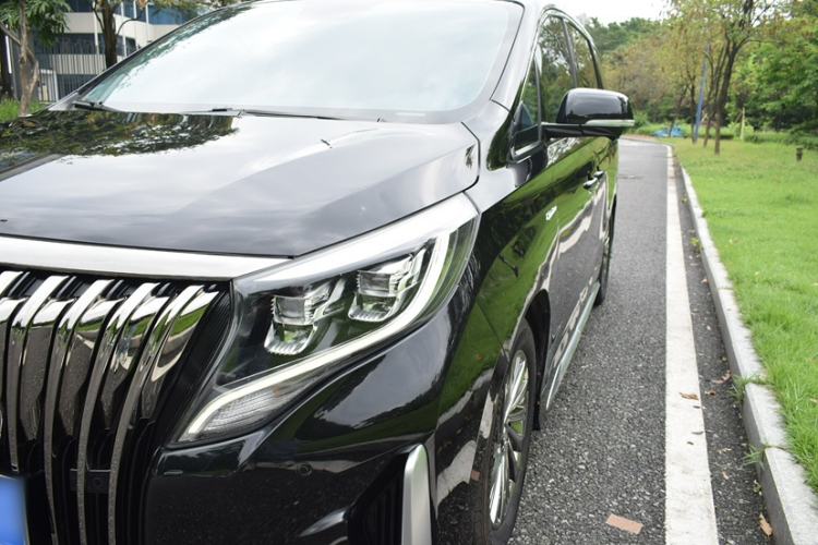 Used GAC Trumpchi M8 2023 Master Series 390T Ultimate Edition Exterior 9