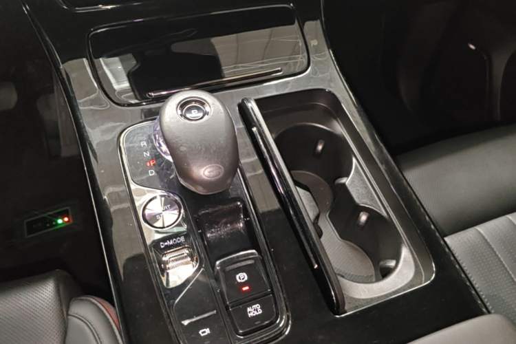 Used GAC Trumpchi M8 2023 Zongshi Series Dual-Motor YuZun Edition Gear Lever