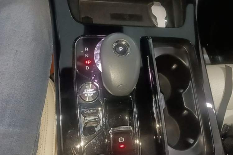 Used GAC Trumpchi M8 2023 Zongshi Series 400T Flagship Edition Gear Lever