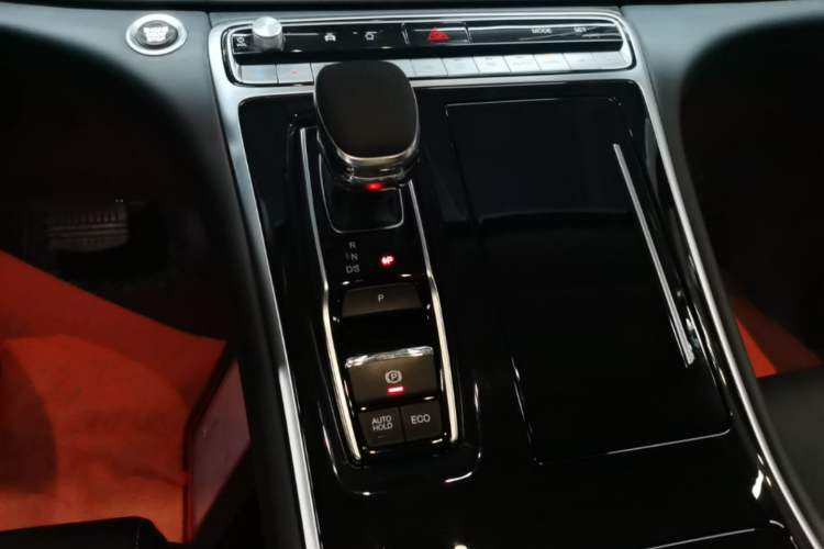 Used GAC Trumpchi M8 2023 Lingxiu Series 390T Deluxe Edition Gear Lever