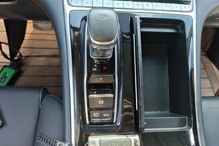 Used GAC Trumpchi M8 2023 Lingxiu Series 390T Deluxe Edition Gear Lever