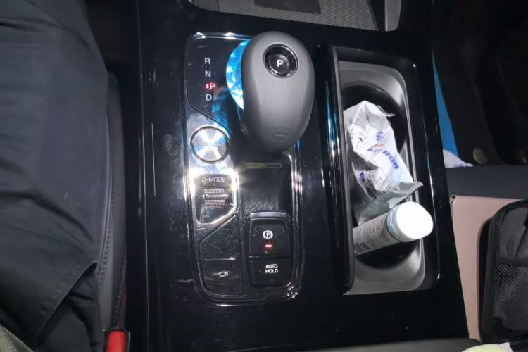 Used GAC Trumpchi M8 2023 Zongshi Series Dual-Motor Supreme Edition Gear Lever