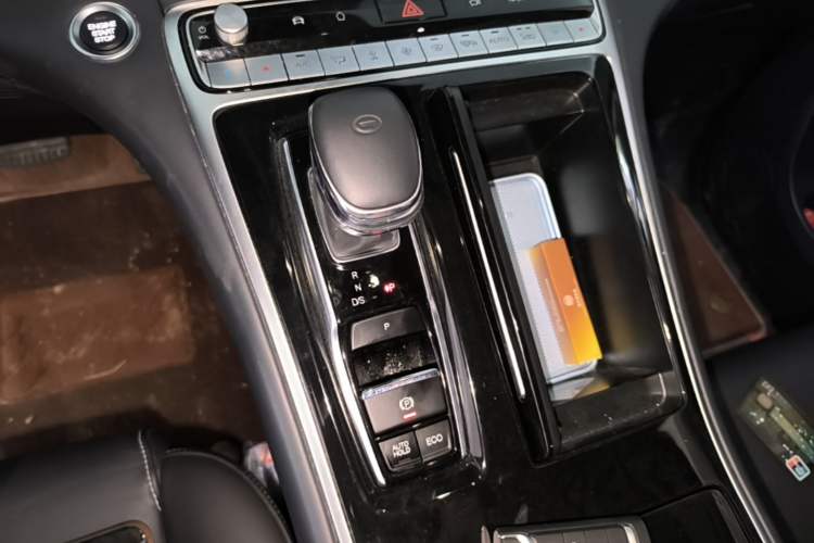 Used GAC Trumpchi M8 2023 Lingxiu Series 390T Prestige Edition Gear Lever