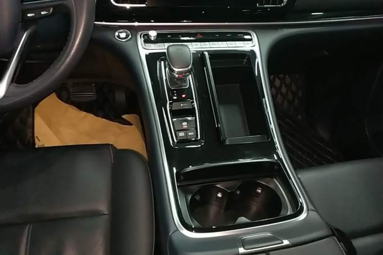 Used GAC Trumpchi M8 2023 Lingxiu Series 390T Prestige Edition Gear Lever