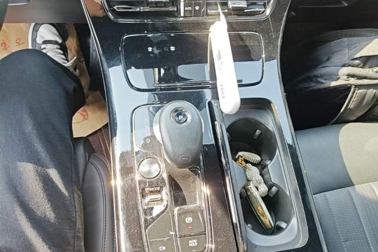 Used GAC Trumpchi M8 2023 Zongshi Series Dual-Motor Supreme Edition Gear Lever