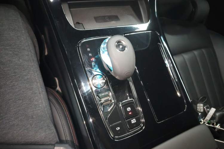 Used GAC Trumpchi M8 2023 Zongshi Series 400T Flagship Edition Gear Lever