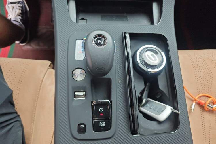 Used GAC Trumpchi M8 2023 Zongshi Series Dual-Motor YuZun Edition Gear Lever