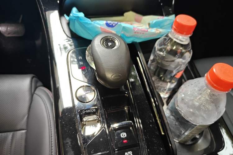 Used GAC Trumpchi M8 2023 Zongshi Series Dual-Motor YuZun Edition Gear Lever
