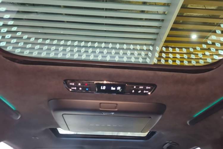 Used GAC Trumpchi M8 2023 Zongshi Series Dual-Motor YuZun Edition Headliner