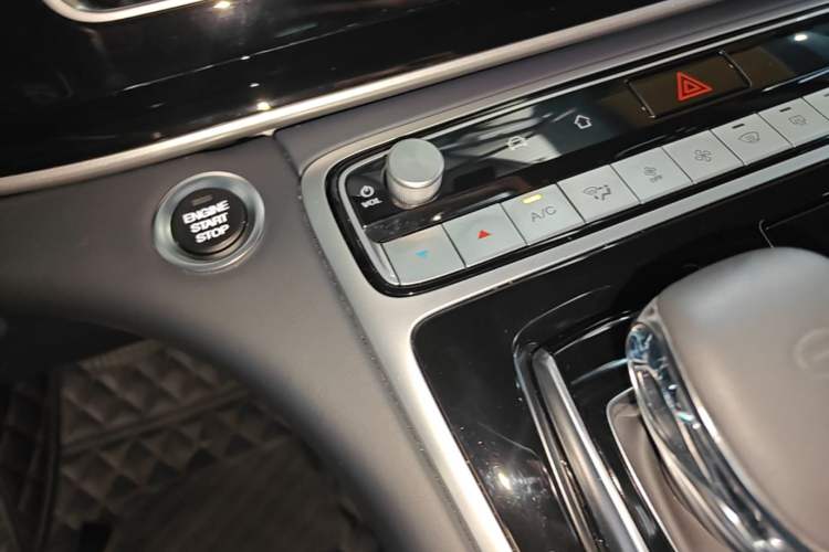 Used GAC Trumpchi M8 2023 Lingxiu Series 390T Deluxe Edition Interior 1