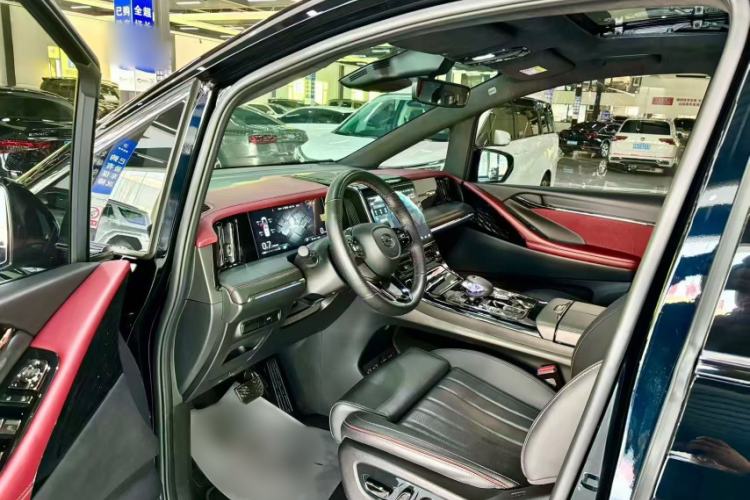 Used GAC Trumpchi M8 2023 Zongshi Series 400T Ultimate Edition Interior 1