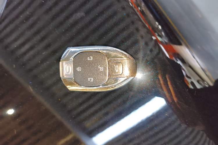 Used GAC Trumpchi M8 2023 Zongshi Series Dual-Motor YuZun Edition Interior 1