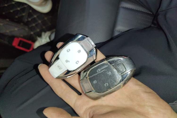 Used GAC Trumpchi M8 2023 Zongshi Series Dual-Motor Supreme Edition Interior 1