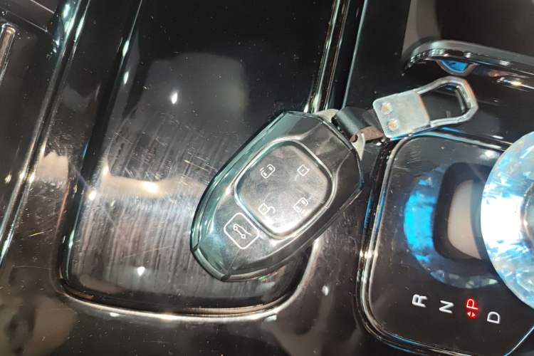 Used GAC Trumpchi M8 2023 Zongshi Series Dual-Motor YuZun Edition Interior 1