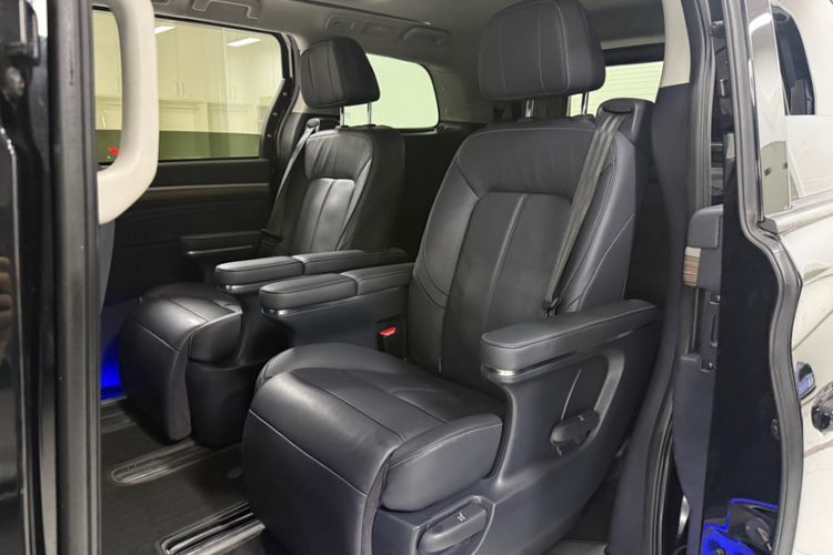 Used GAC Trumpchi M8 2023 Lingxiu Series 390T Prestige Edition Interior 11