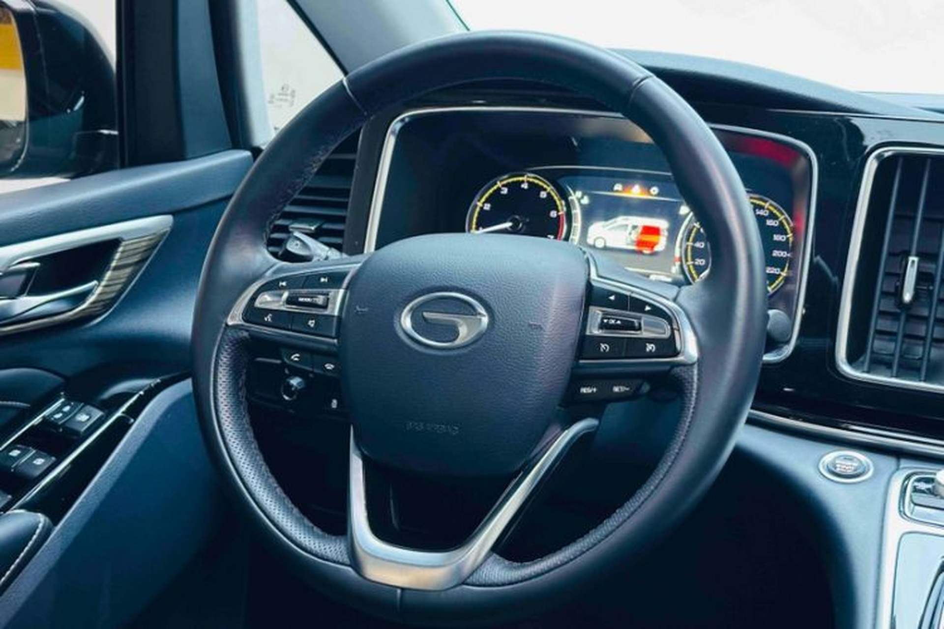 Used GAC Trumpchi M8 2023 Lingxiu Series 390T Deluxe Edition Interior 2