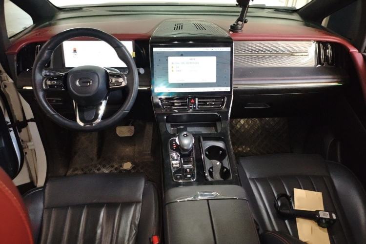 Used GAC Trumpchi M8 2023 Zongshi Series 400T Ultimate Edition Interior 2