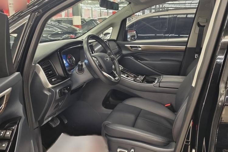 Used GAC Trumpchi M8 2023 Lingxiu Series 390T Deluxe Edition Interior 2