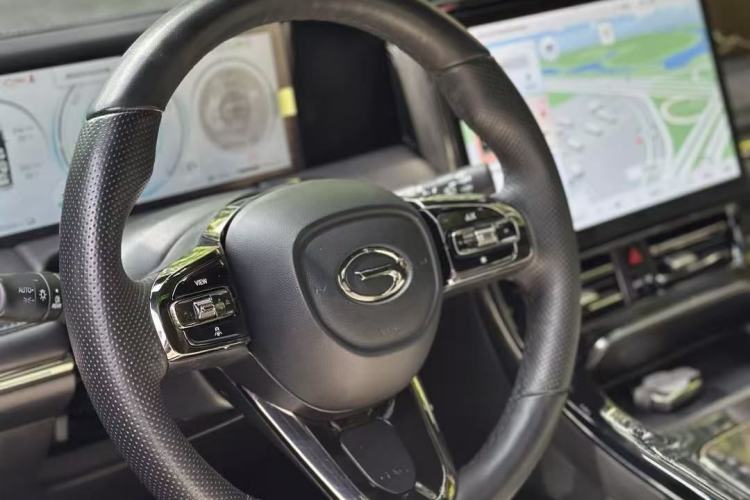 Used GAC Trumpchi M8 2023 Zongshi Series Dual-Motor YuZun Edition Interior 2