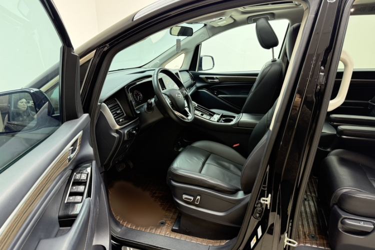 Used GAC Trumpchi M8 2023 Lingxiu Series 390T Deluxe Edition Interior 2