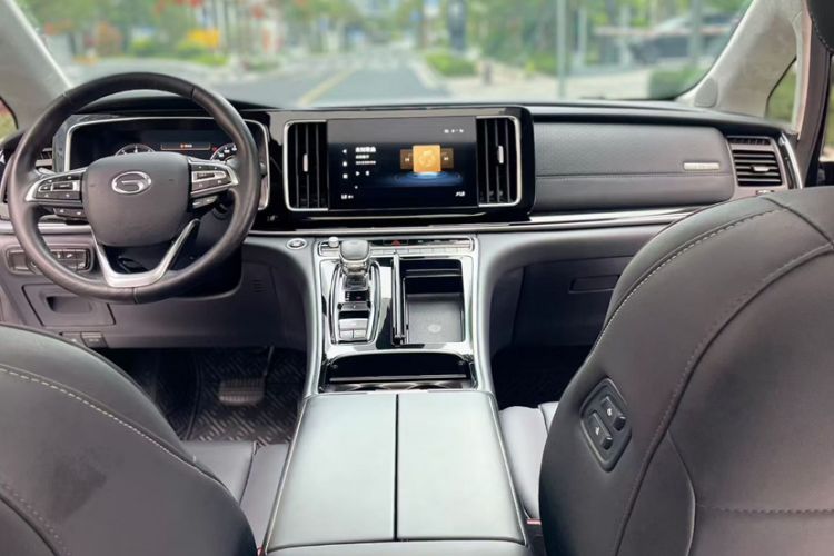 Used GAC Trumpchi M8 2023 Lingxiu Series 390T Ultimate Edition Interior 2