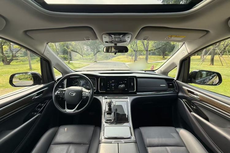 Used GAC Trumpchi M8 2023 Lingxiu Series 390T Deluxe Edition Interior 2
