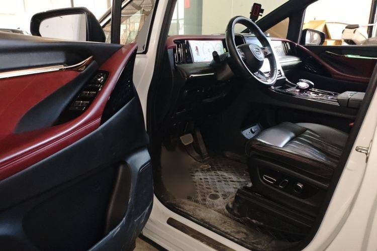 Used GAC Trumpchi M8 2023 Zongshi Series 400T Ultimate Edition Interior 3