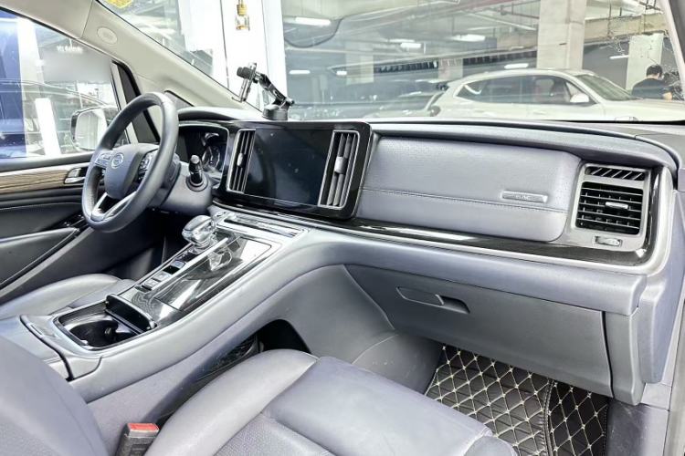 Used GAC Trumpchi M8 2023 Lingxiu Series 390T Deluxe Edition Interior 3