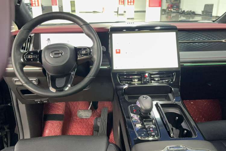 Used GAC Trumpchi M8 2023 Zongshi Series Dual-Motor Flagship Edition Interior 3
