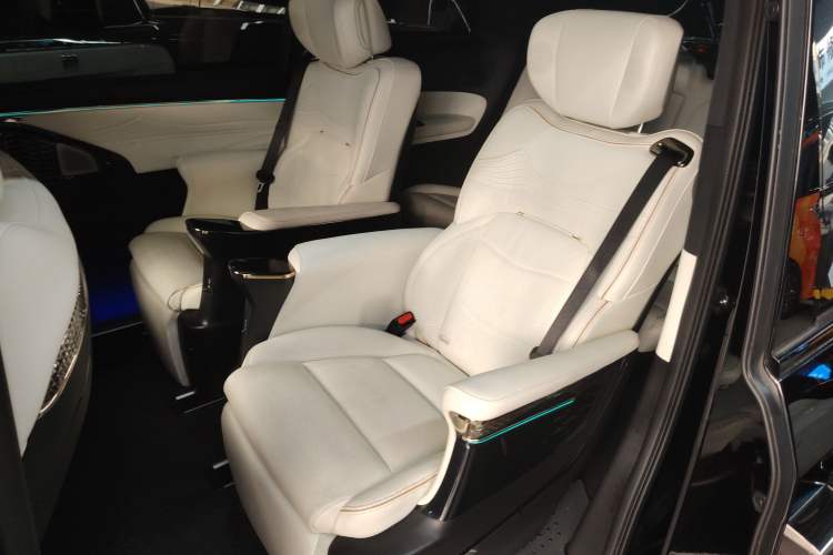 Used GAC Trumpchi M8 2023 Zongshi Series 400T Flagship Edition Interior 4