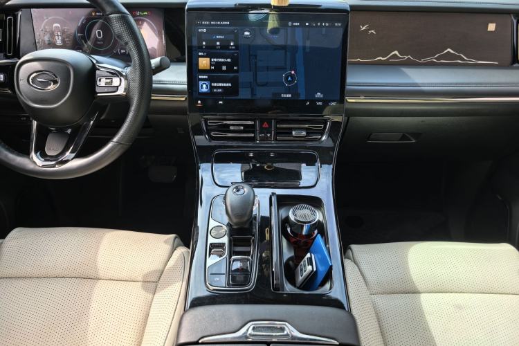 Used GAC Trumpchi M8 2023 Zongshi Series Dual-Motor YuZun Edition Interior 5
