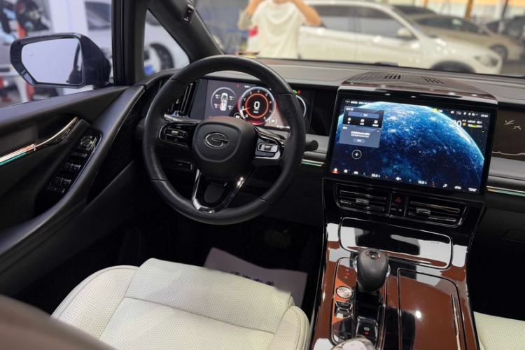 Used GAC Trumpchi M8 2023 Zongshi Series 400T Flagship Edition Interior 5