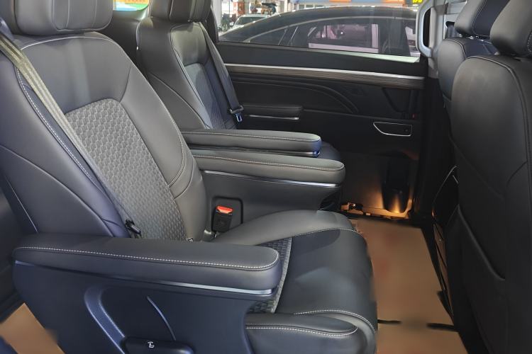 Used GAC Trumpchi M8 2023 Lingxiu Series 390T Luxury Edition Interior 5