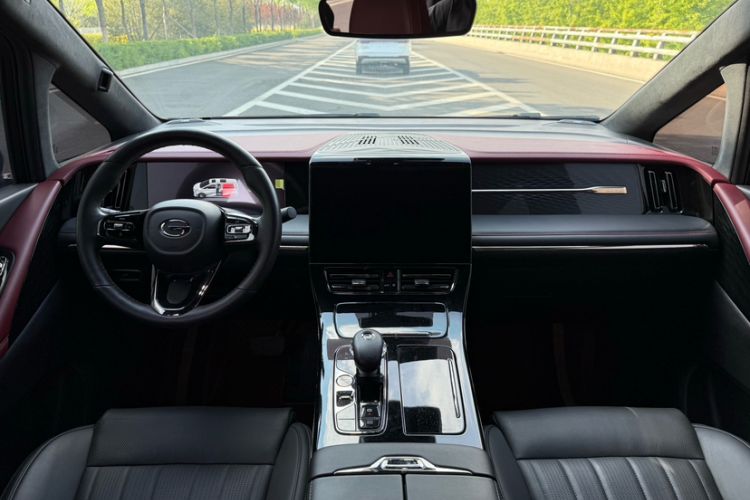 Used GAC Trumpchi M8 2023 Zongshi Series 400T Flagship Edition Interior 5